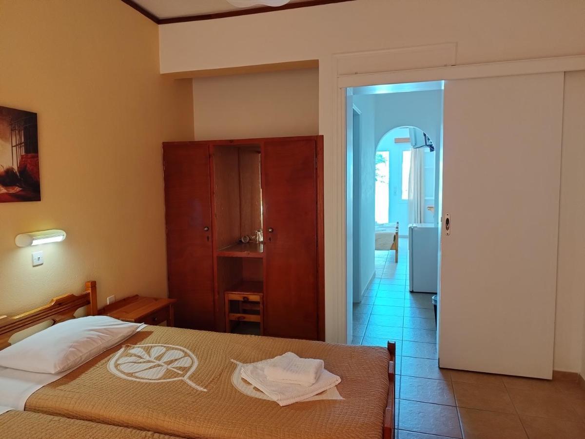 Poseidon Hotel Chora  Buitenkant foto