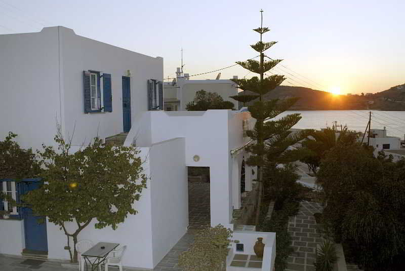 Poseidon Hotel Chora  Buitenkant foto