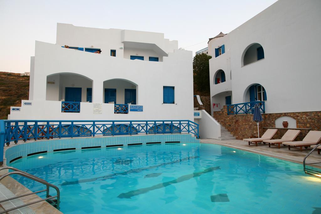 Poseidon Hotel Chora  Buitenkant foto