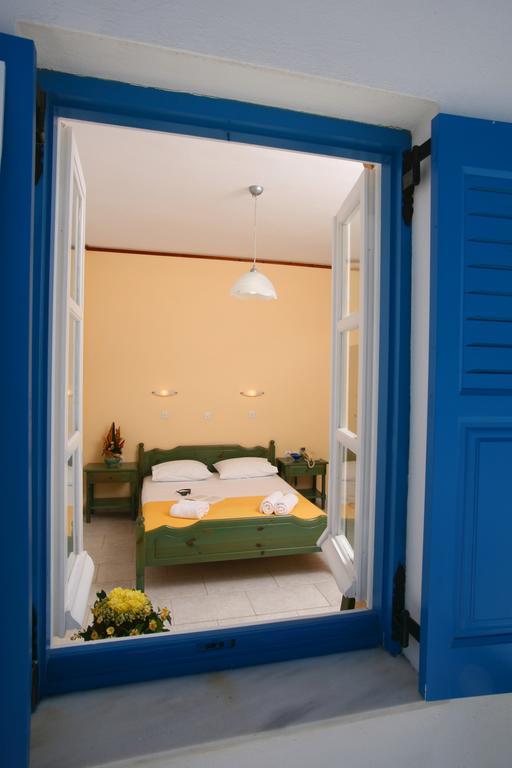 Poseidon Hotel Chora  Kamer foto