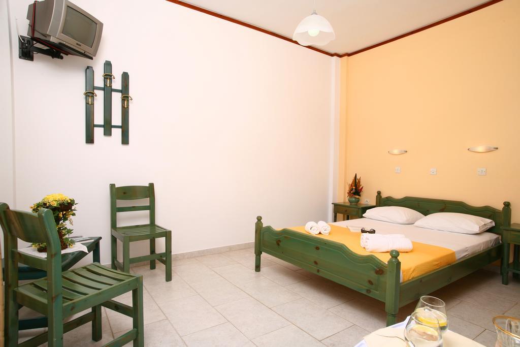 Poseidon Hotel Chora  Kamer foto